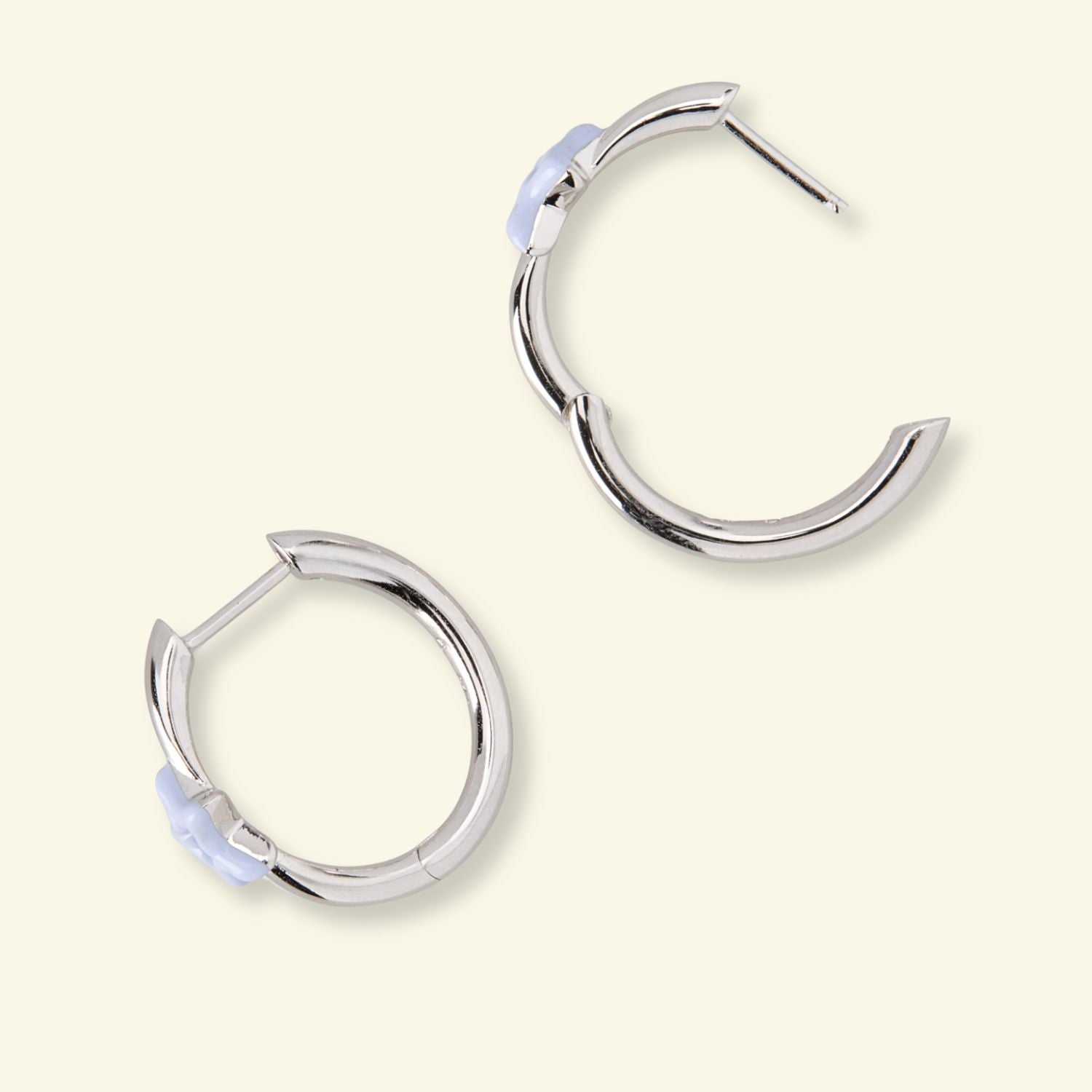 Cometa Star Hoop Earring image 1