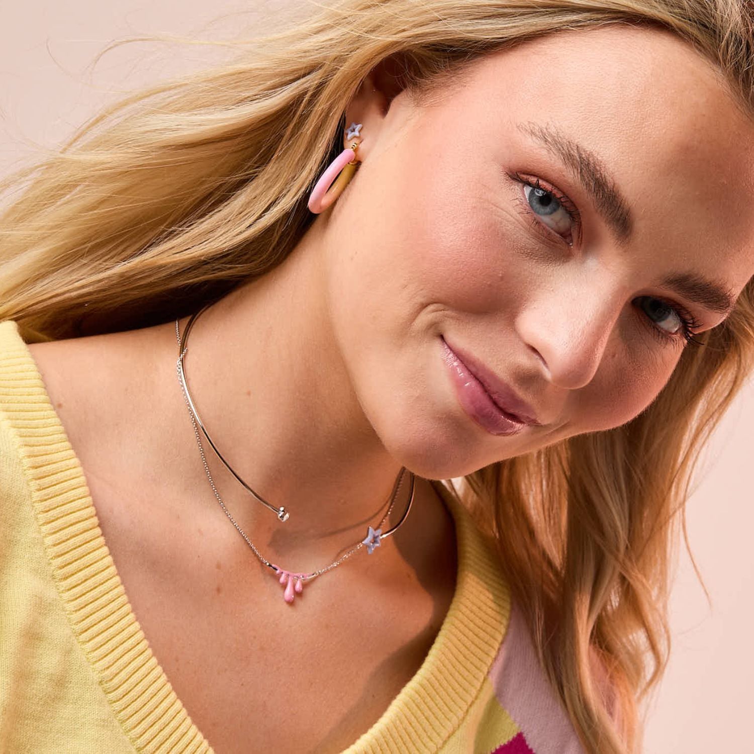 Cometa Star Choker Necklace image 3