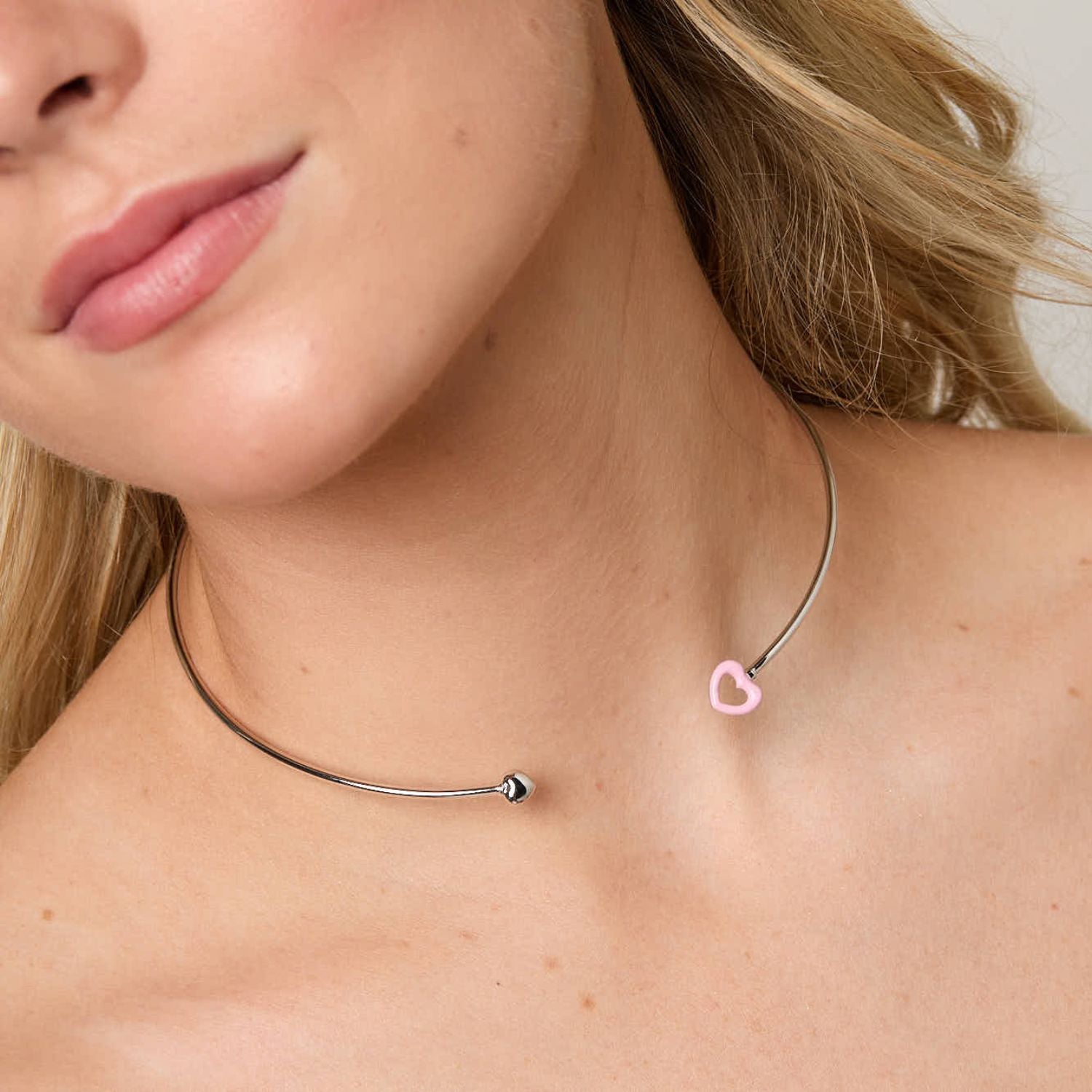 Cometa Heart Choker Necklace image 1