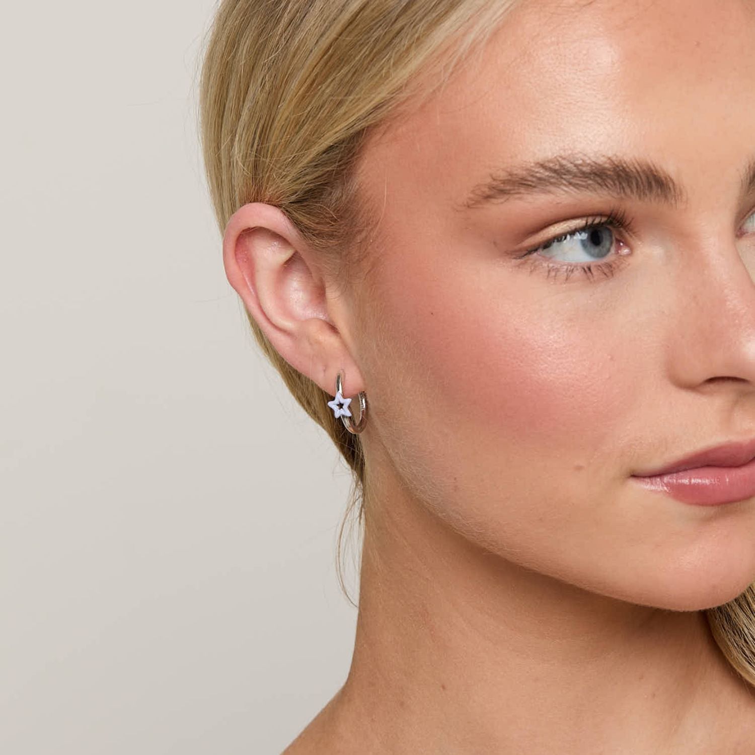 Cometa Star Hoop Earring image 2