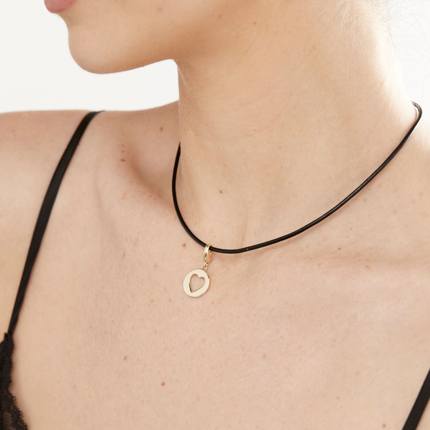 Nero Leather Necklace